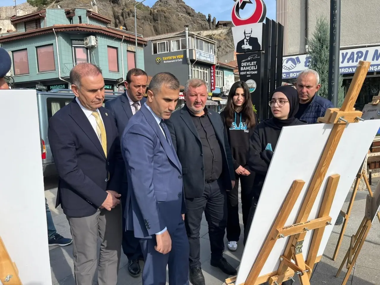 Başkan Gelgör, ‘Sarı Mehmet' Sergisini Gezdi 4