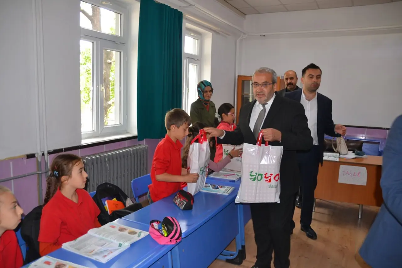 Kardeş Okula Kırtasiye Desteği 2