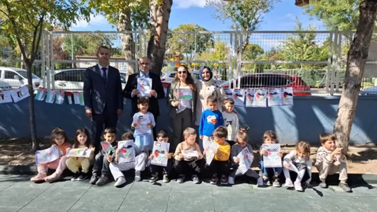 Okullar, Filistin İçin Tek Yürek 3