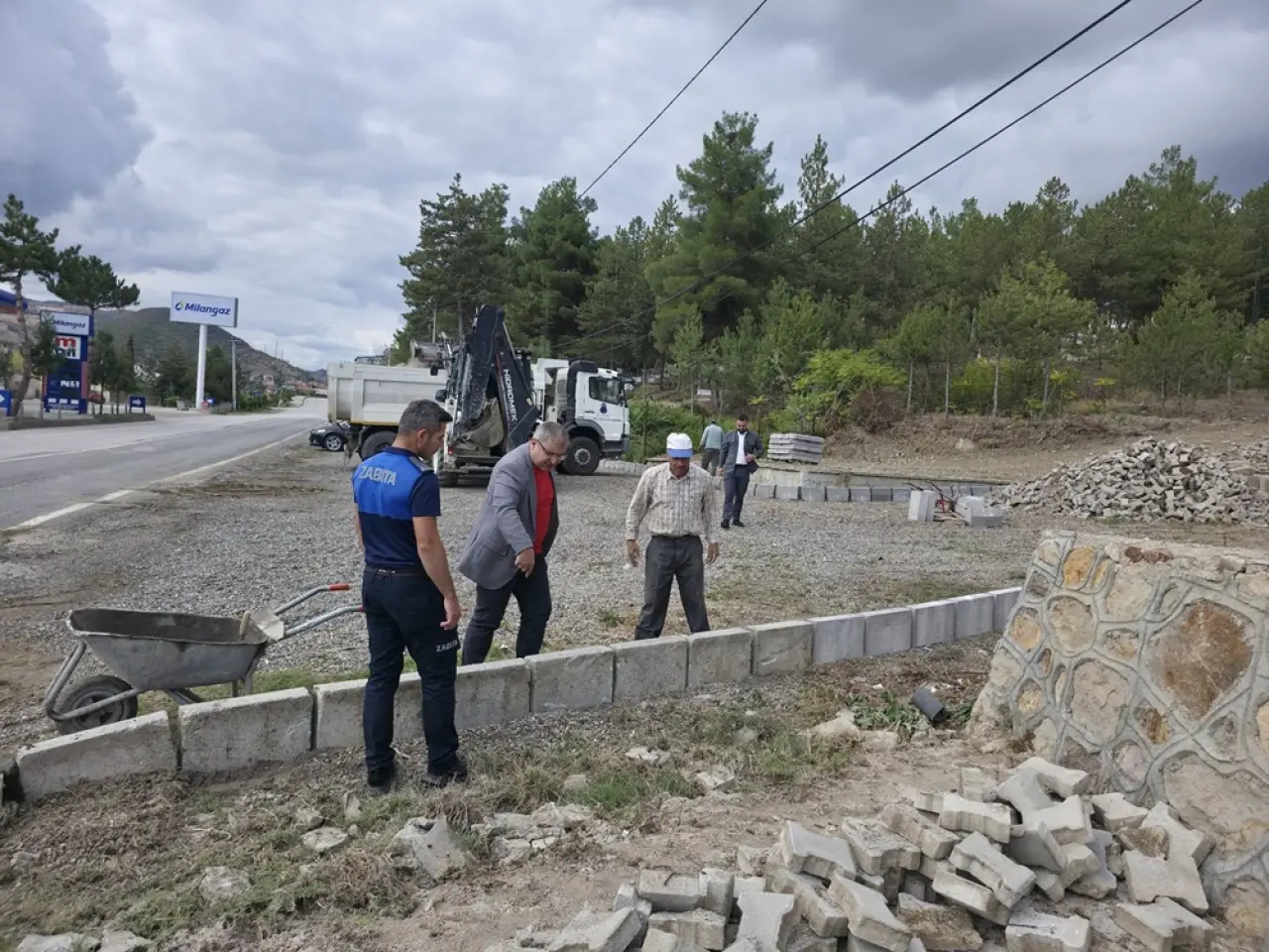 Bayat’ta Taziye Evleri Yükseliyor 3