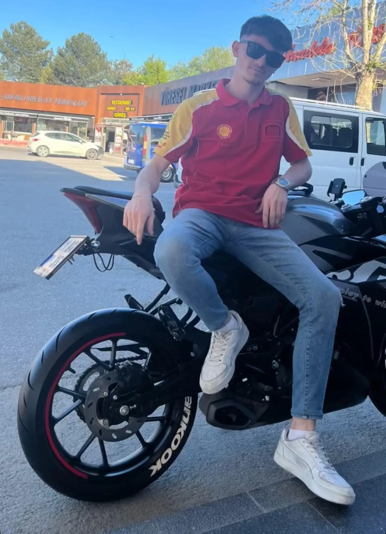 TIR’a Çarpan Motosikletin Sürücüsü Hayatını Kaybetti 3