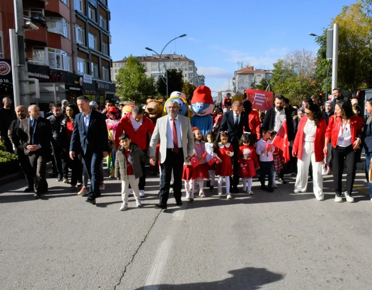 Miniklerin Bayram Coşkusu 4