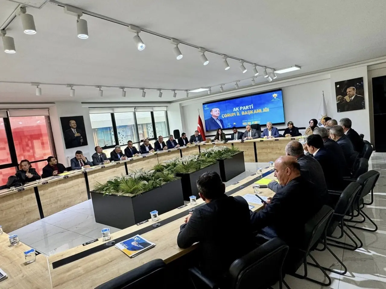 AK Parti’de Yatırım İstişaresi 3