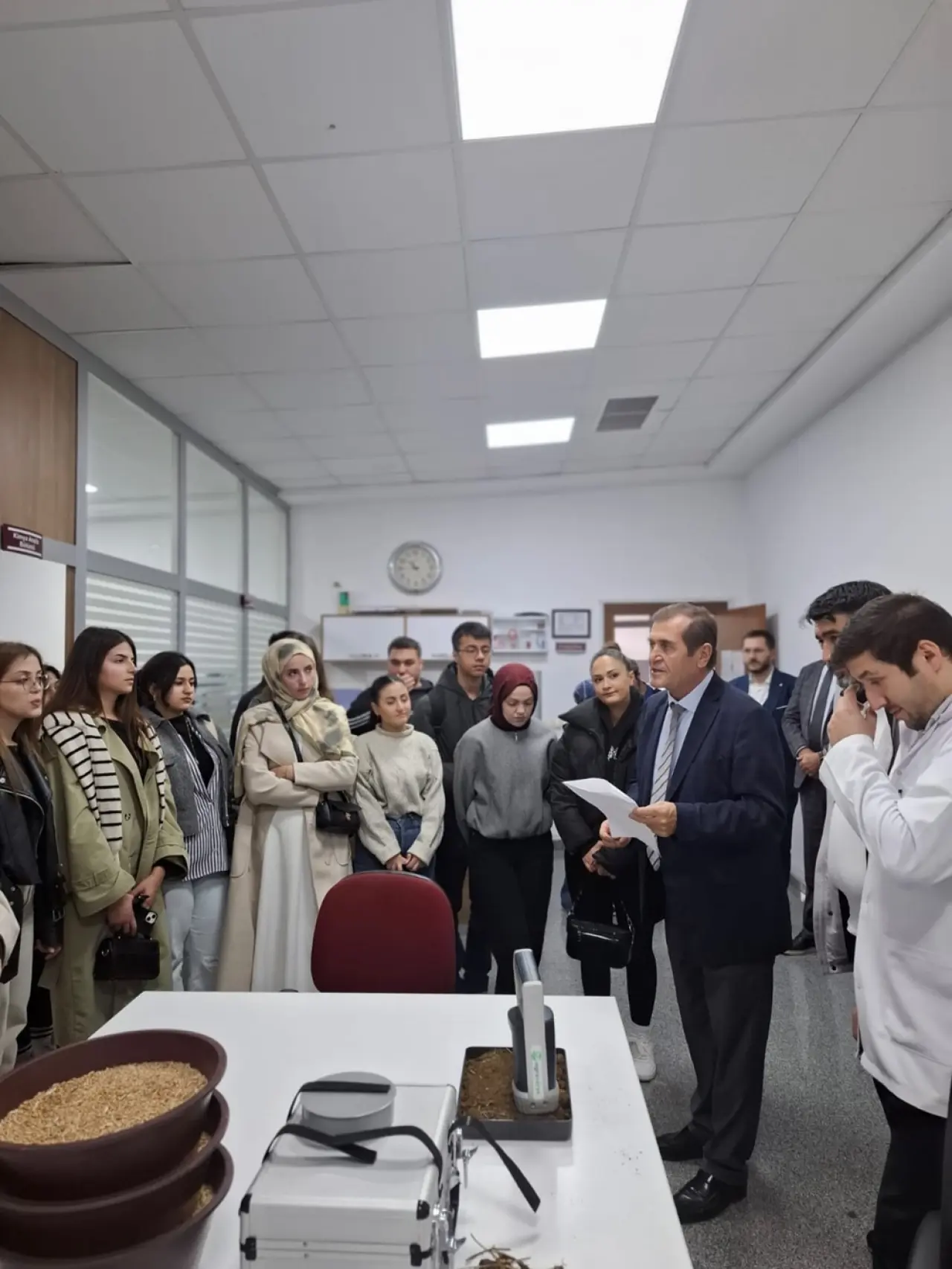 Üniversite Öğrencileri, Borsada Seansı İzledi 3