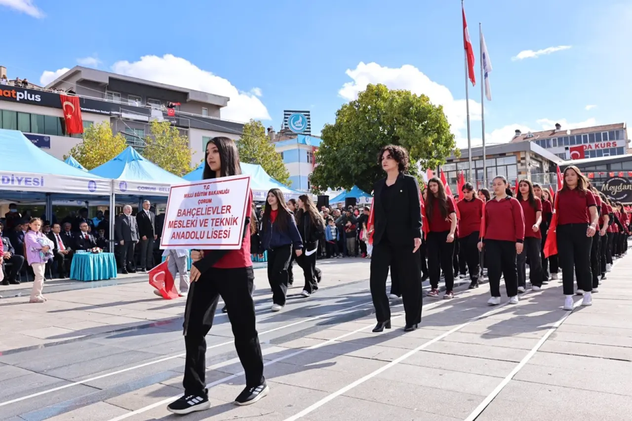 102 Yıllık Gurur 3