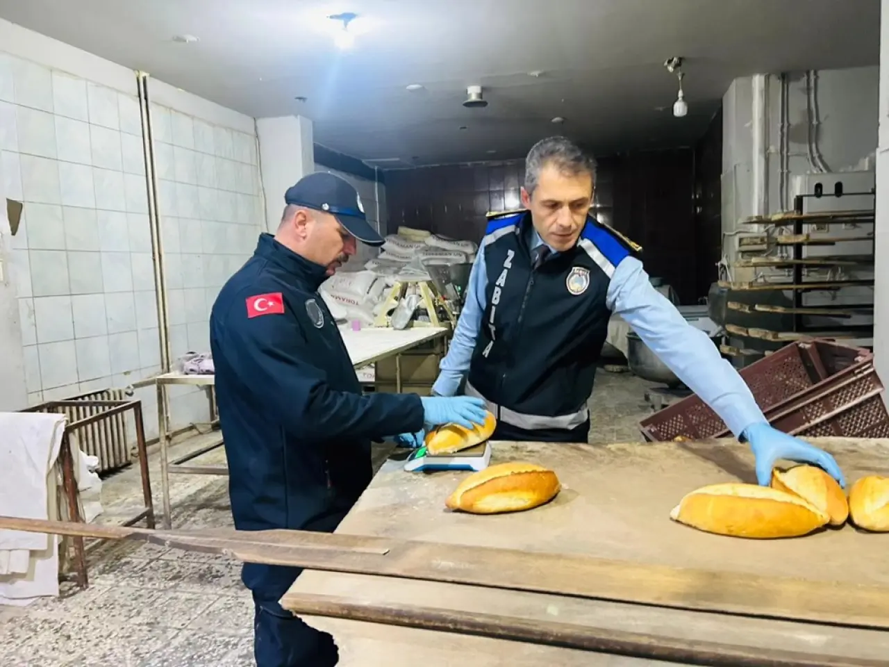 Market ve Fırınlara Sıkı Denetim 2