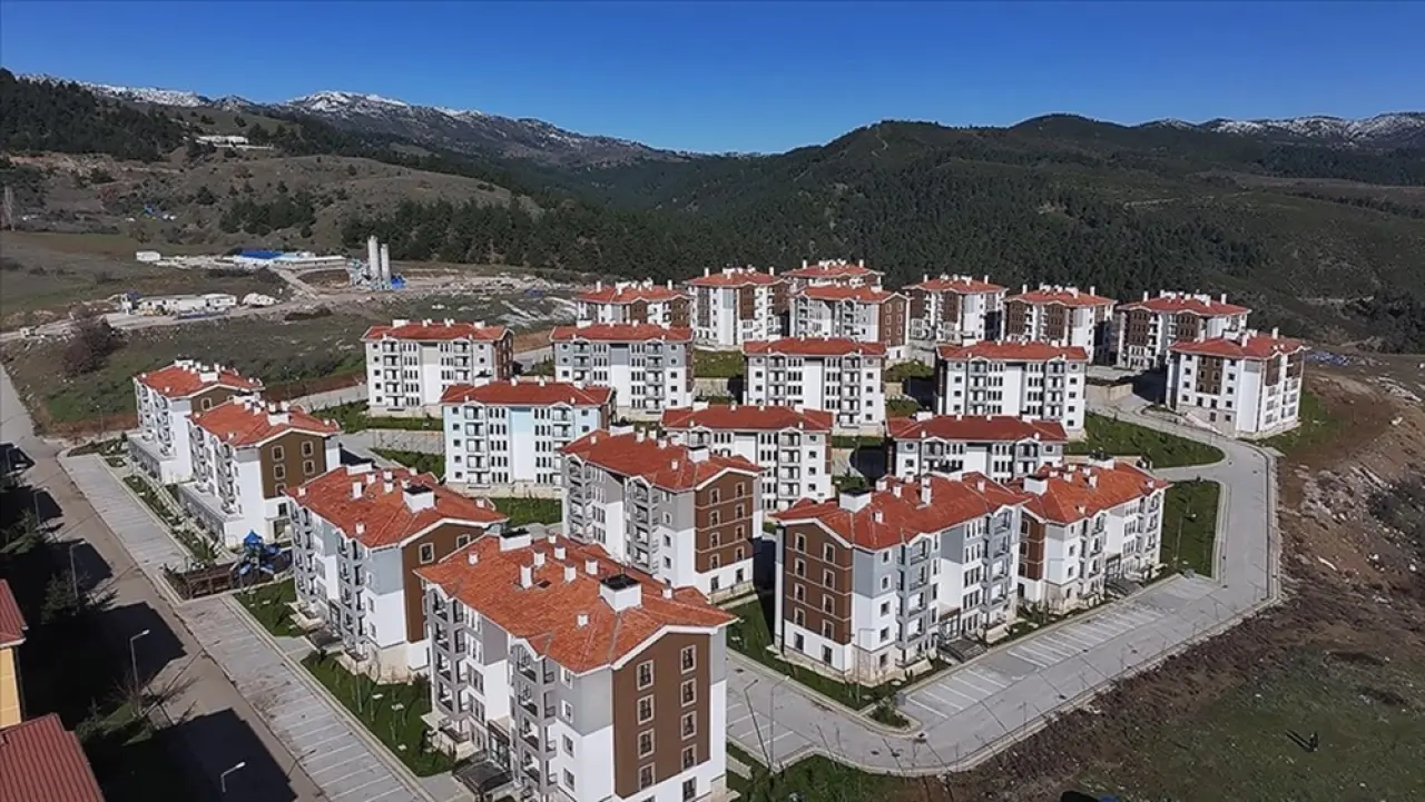 Ahlatcı: Yüzyılın Konut Projesi Hayırlı Olsun 3