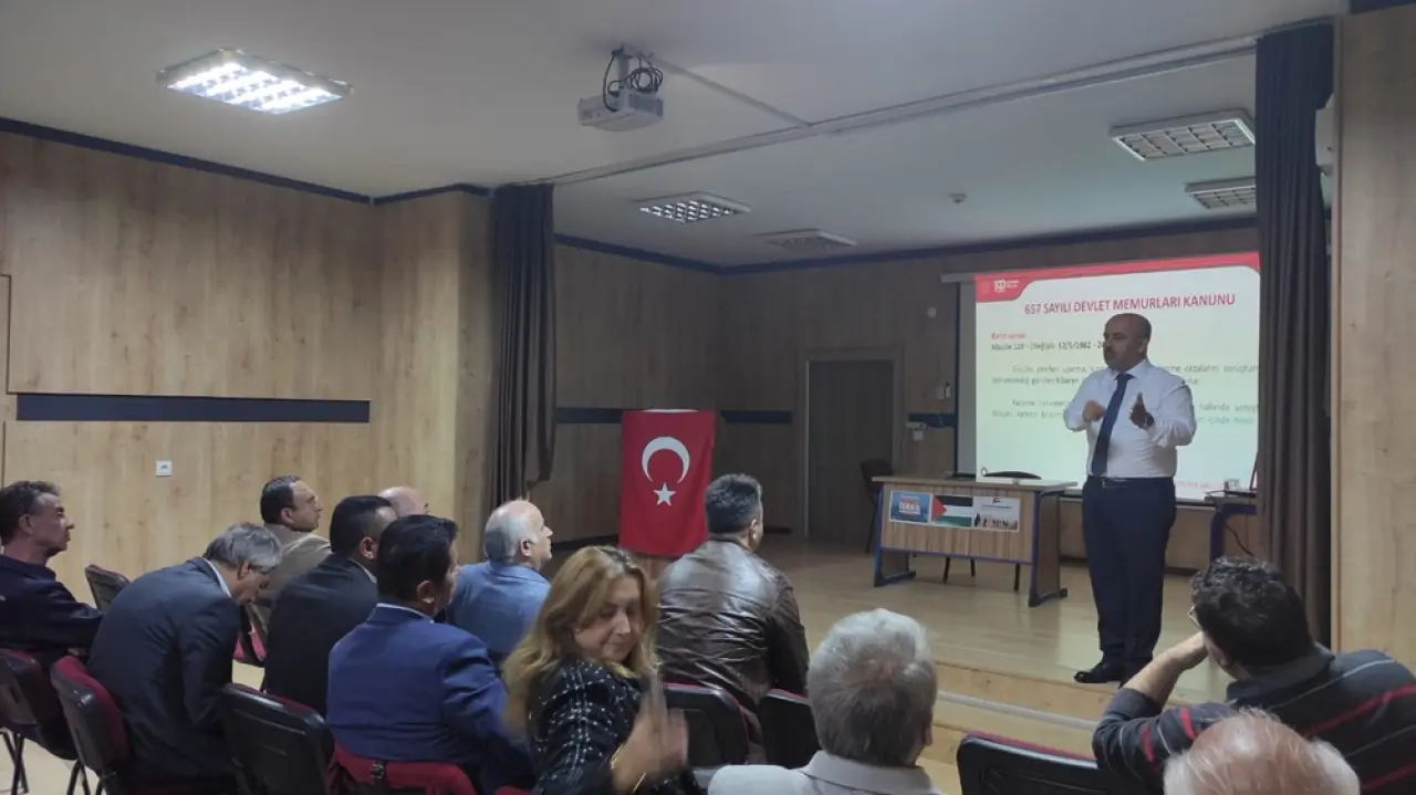 Okul Müdürlerine Mevzuat Toplantısı 1
