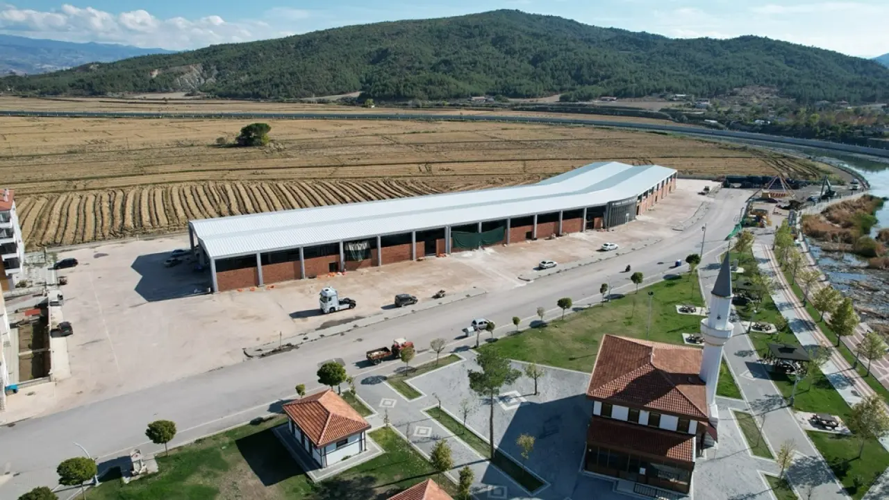 Osmancık’ta Semt Pazarı Kışa Hazırlanıyor 4