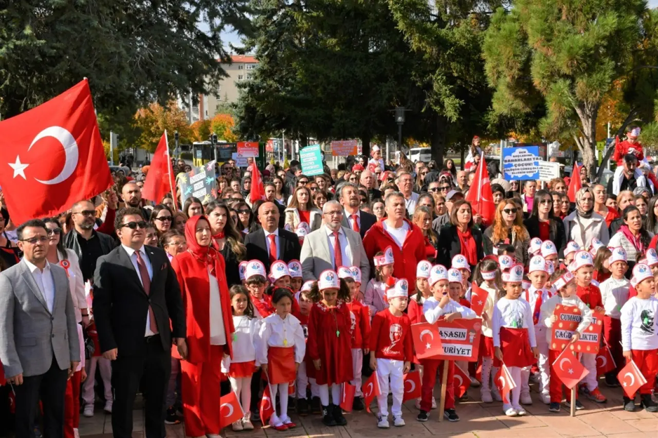 Miniklerin Bayram Coşkusu 1