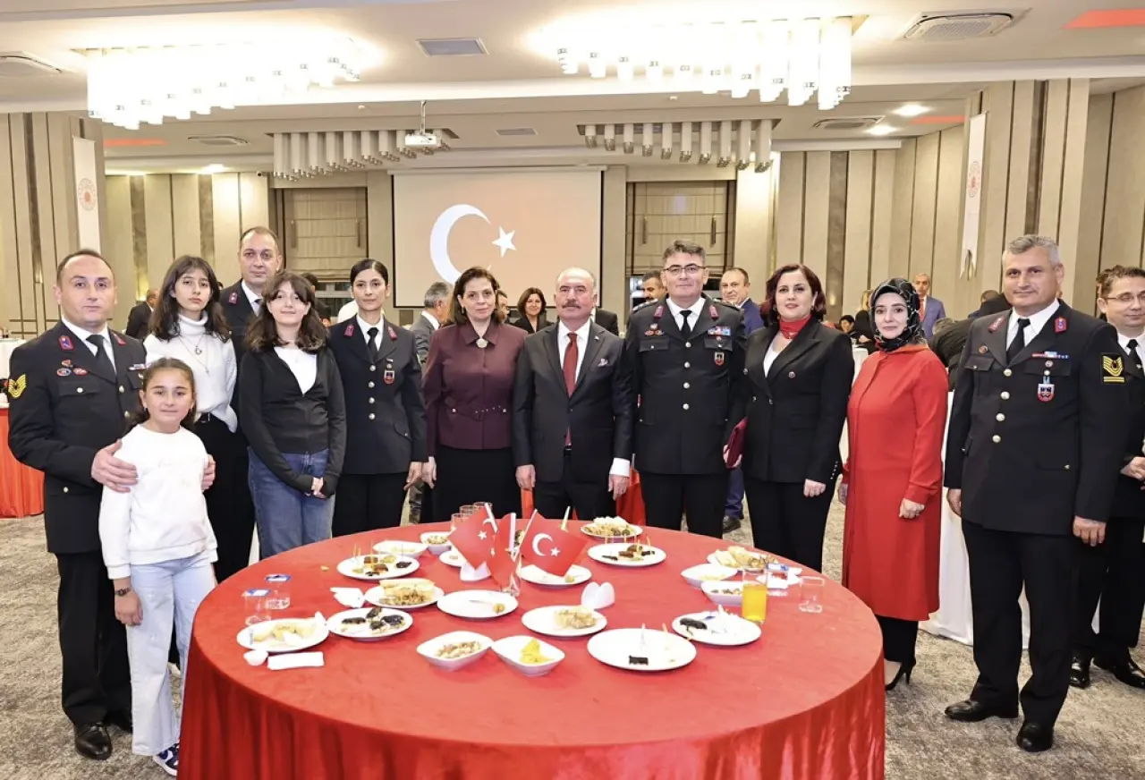 Kent Protokolü, Cumhuriyet Resepsiyonu’nda Buluştu 5