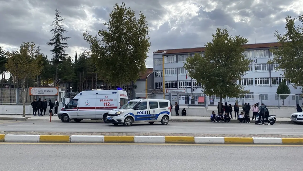 Cengiz Topel’de Bıçaklı Kavga 1