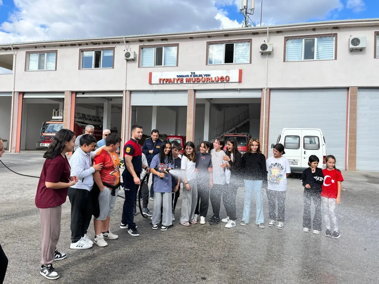 Öğrenciler İtfaiyecilik Mesleğini Deneyimledi 2