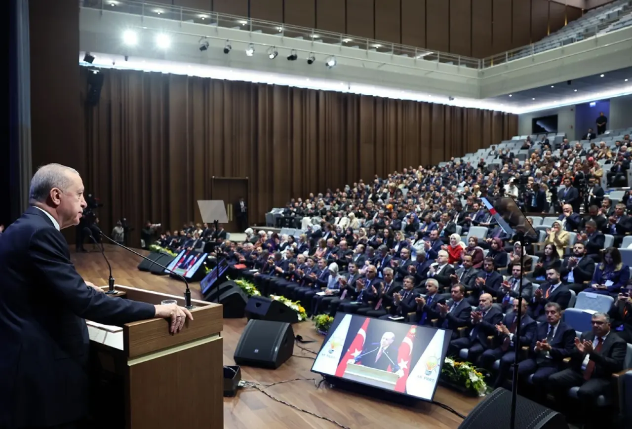 ‘İnsanlık Suçlarını Gizlemek İçin Cinnetlik Hale Geldiler’ 4