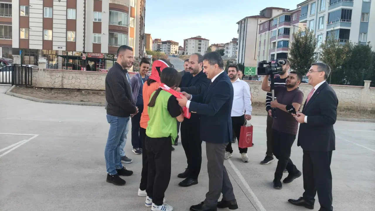 Özel Sporcular Federasyonu Asbaşkanı Kurt, Çorum’da 3