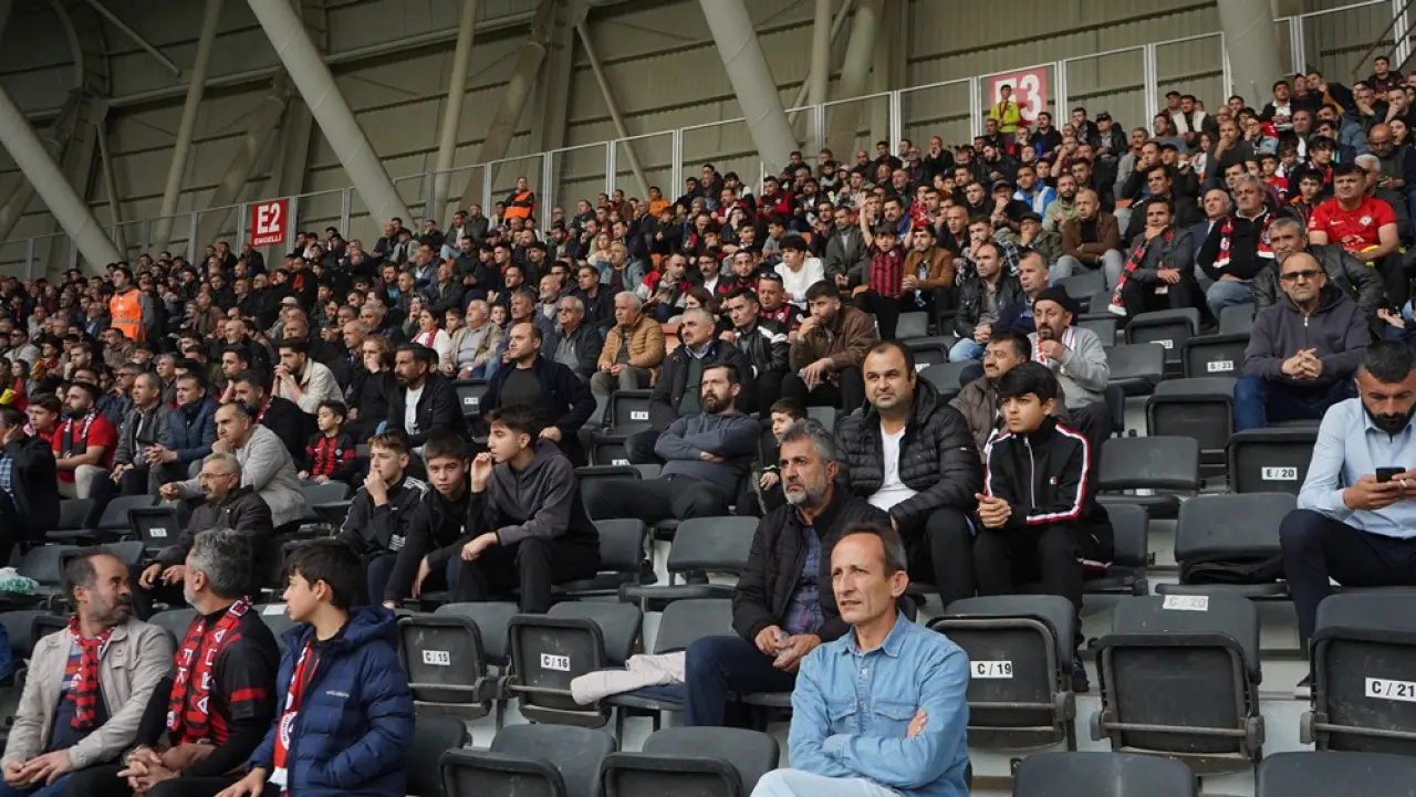 Zirve Yolunda Evde Kritik Kayıp 12