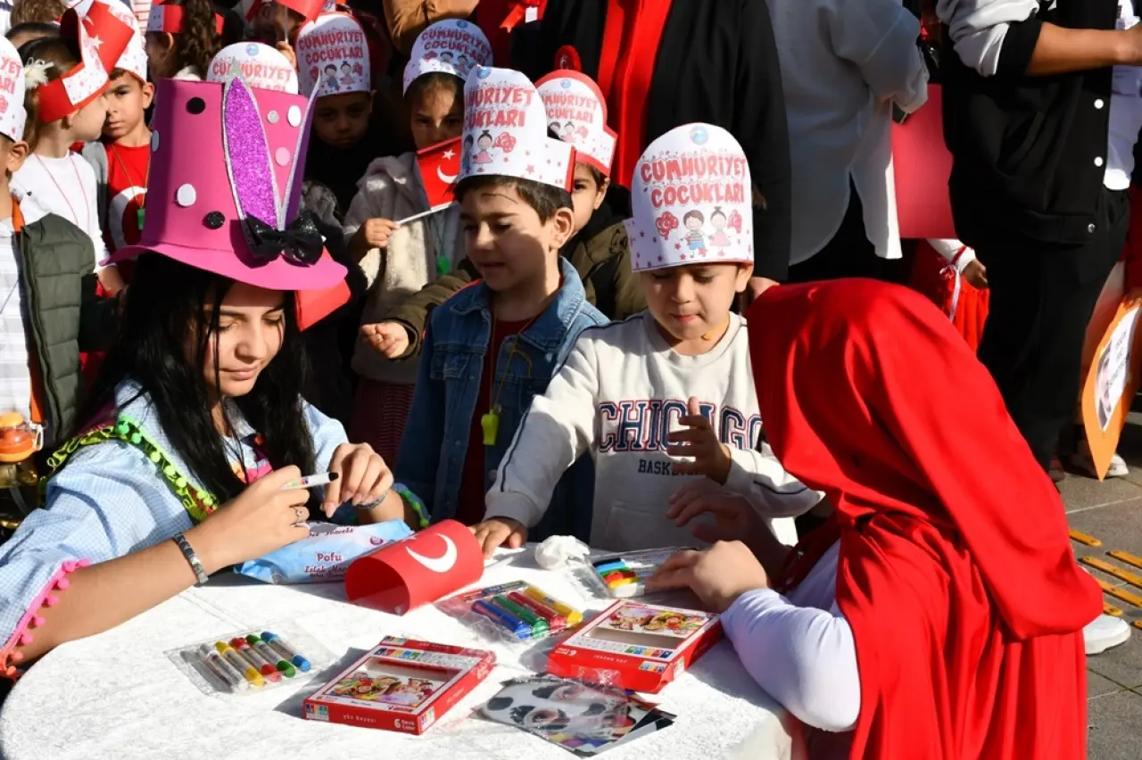 Miniklerin Bayram Coşkusu 5