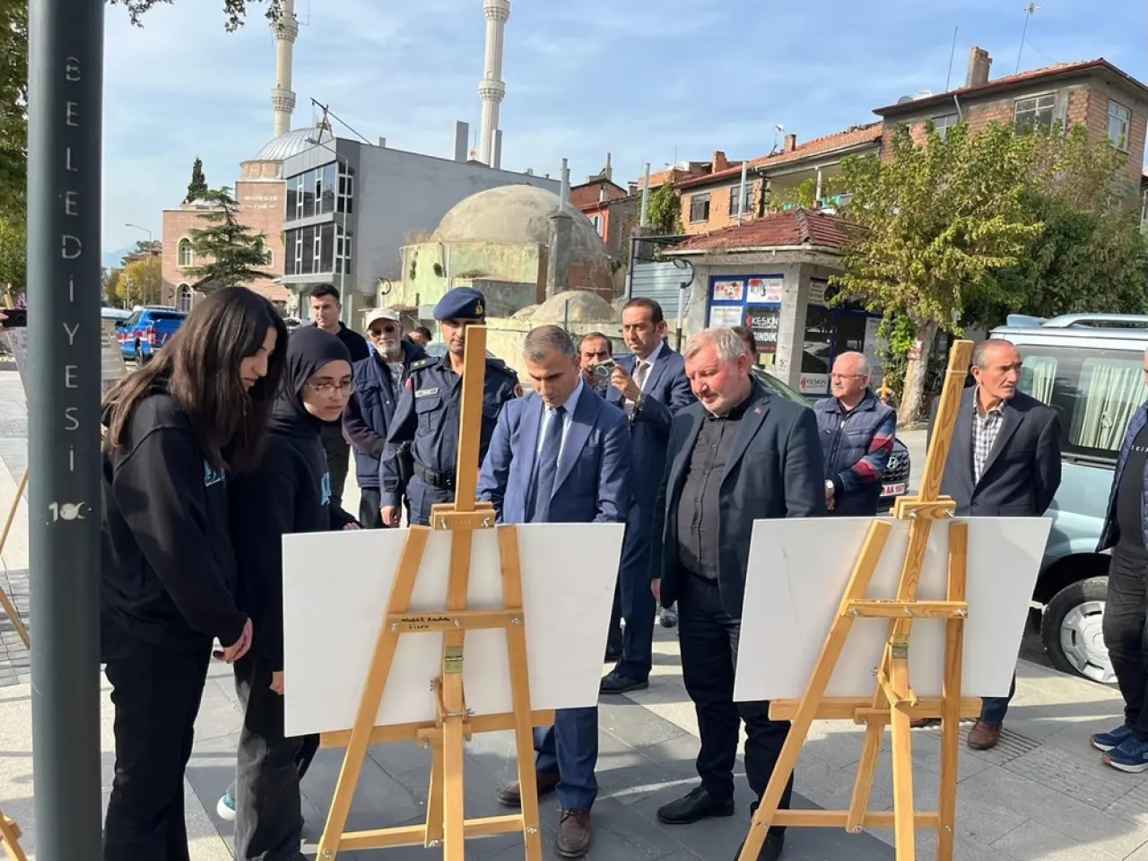 Başkan Gelgör, ‘Sarı Mehmet' Sergisini Gezdi 3
