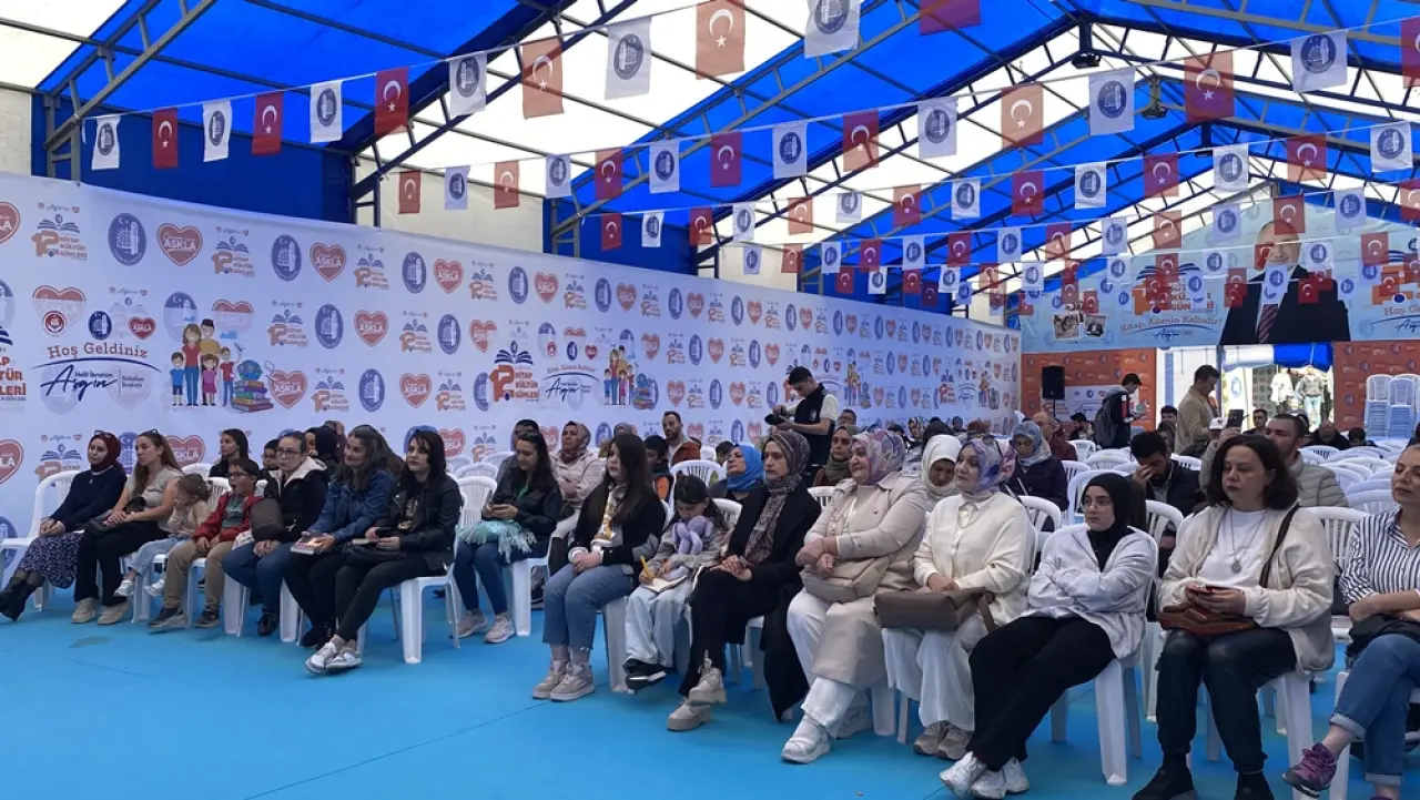 Kitap Kültür Günleri Söyleşilerle Sürüyor 2