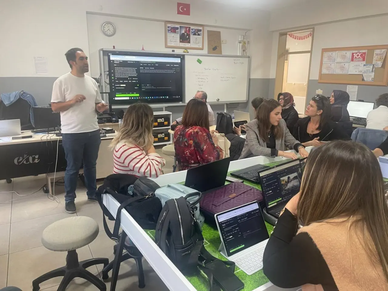 İngilizce Öğretmenlerine Yapay Zeka Anlatıldı 1