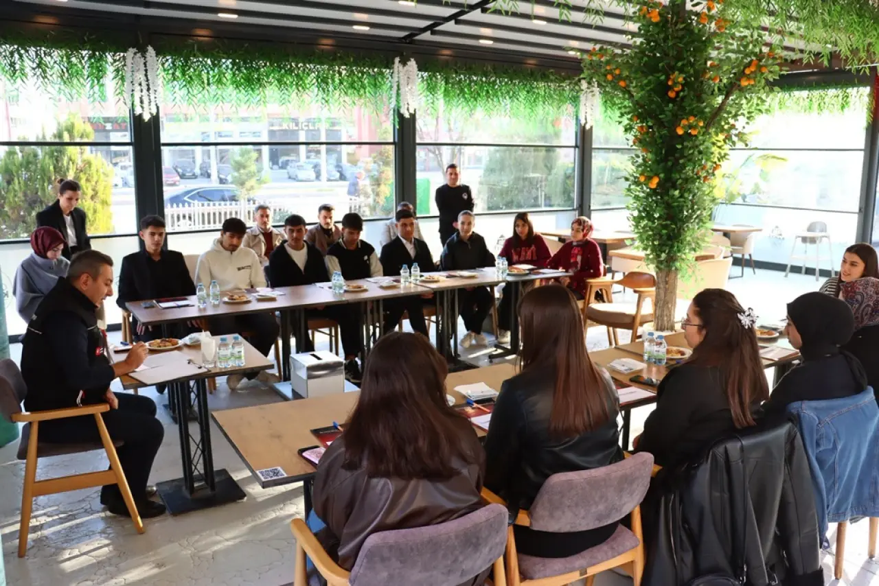 Sungurlu’da Söz Gençlerde 1