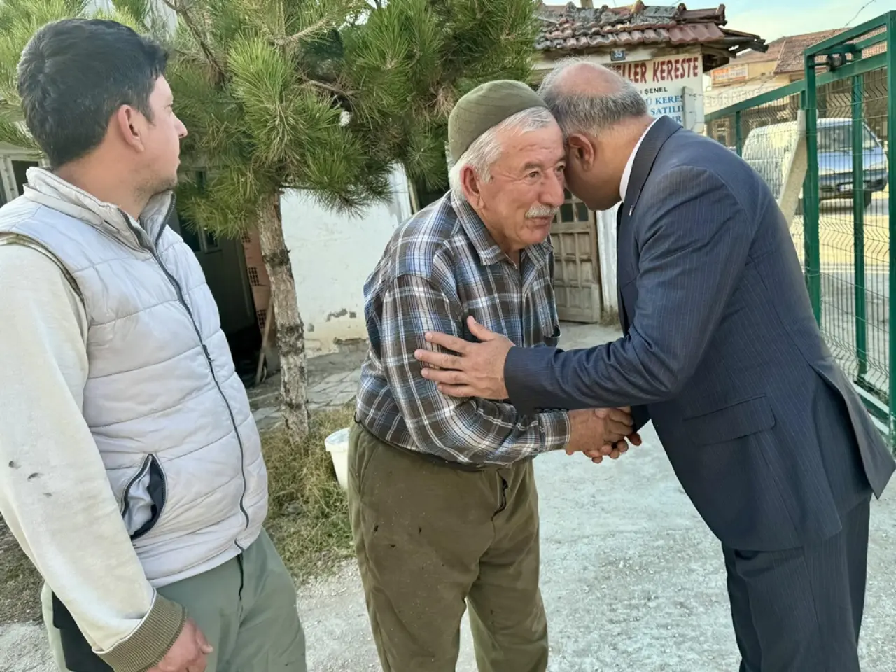 Ağaç Pazarı’nda Gönül Mesaisi 4