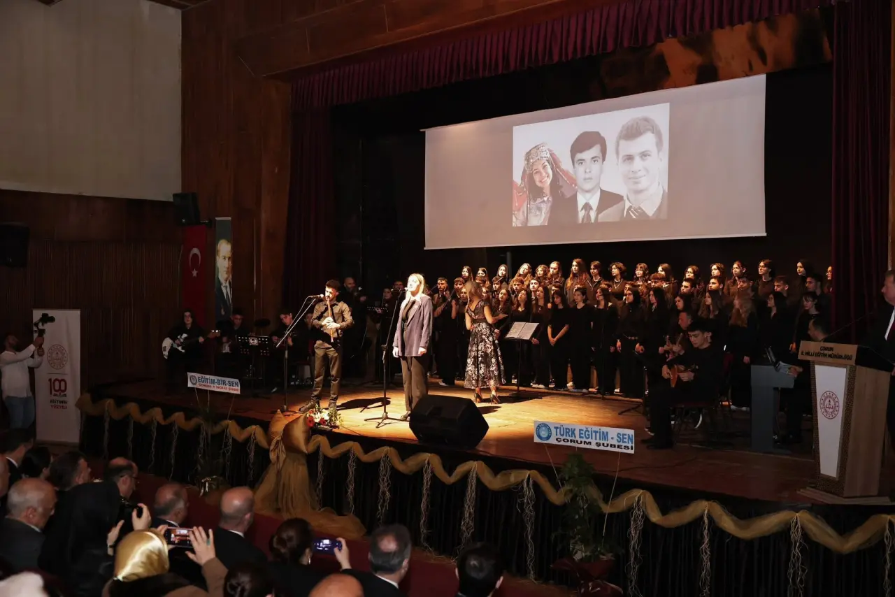 Öğretmenler Günü’ne Coşkulu Kutlama 9