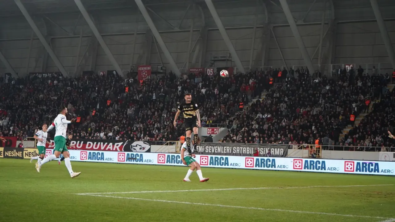 Zirve Yolunda Kritik Galibiyet: 3-1 3