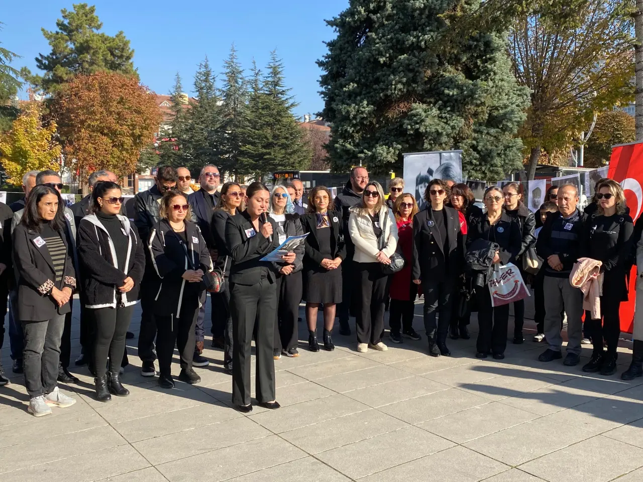 ‘Atatürk’ü Unutturamazsınız’ 3