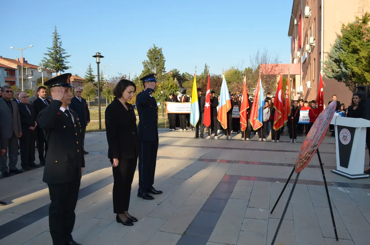 Büyük Önder İlçelerde Anıldı 4