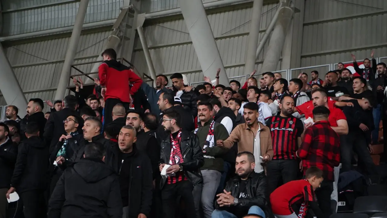 Zirve Yolunda Kritik Galibiyet: 3-1 5