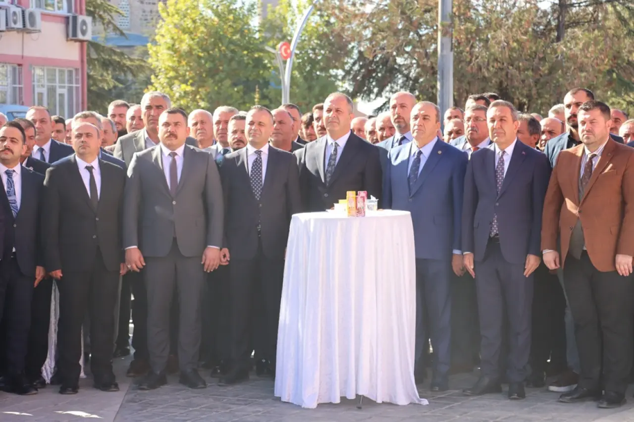 MHP Sungurlu İlçe Teşkilatı ve Ülkü Ocakları Yeni Yerinde 5