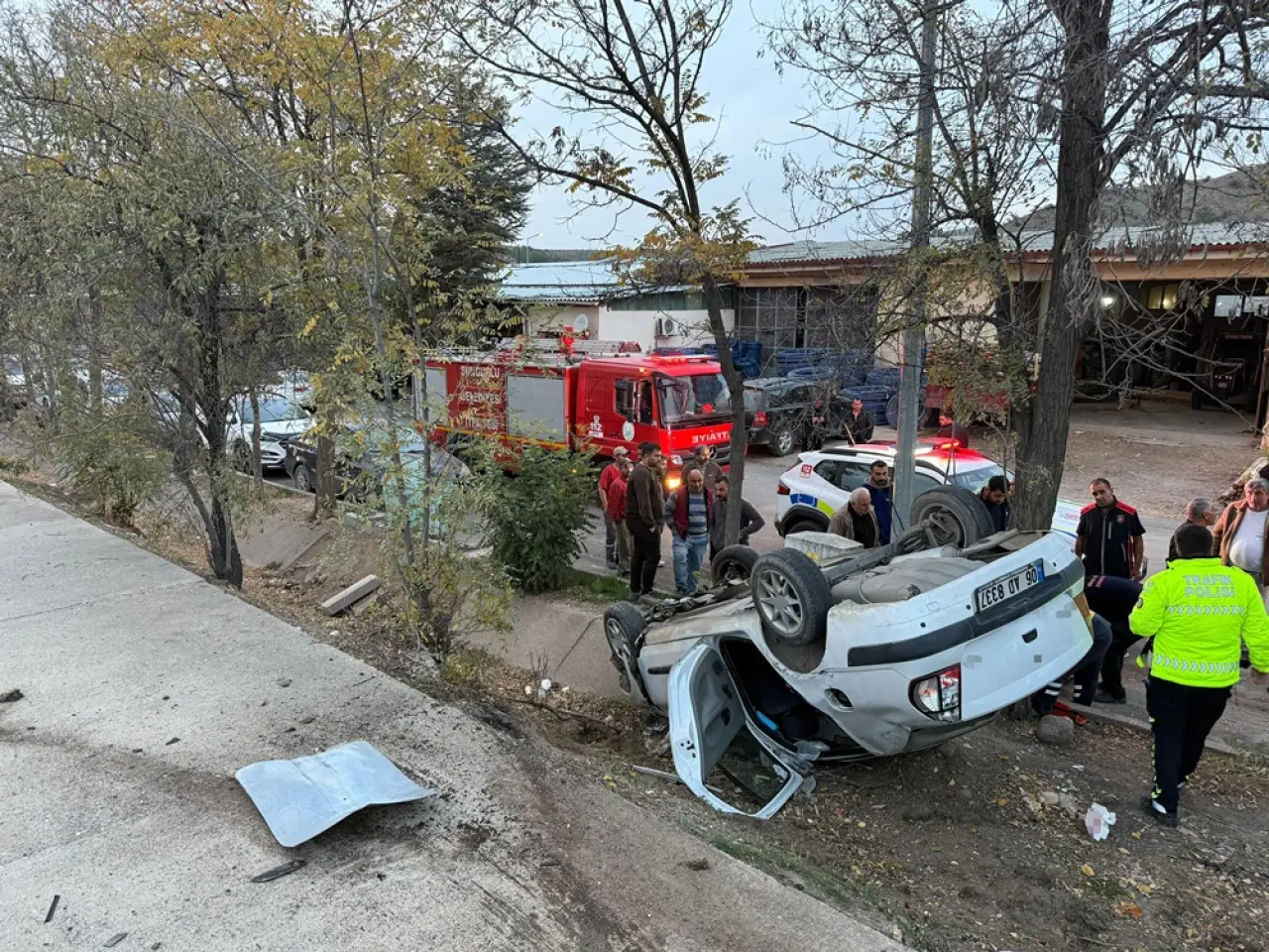 Takla Atan Otomobil Hurdaya Döndü 2