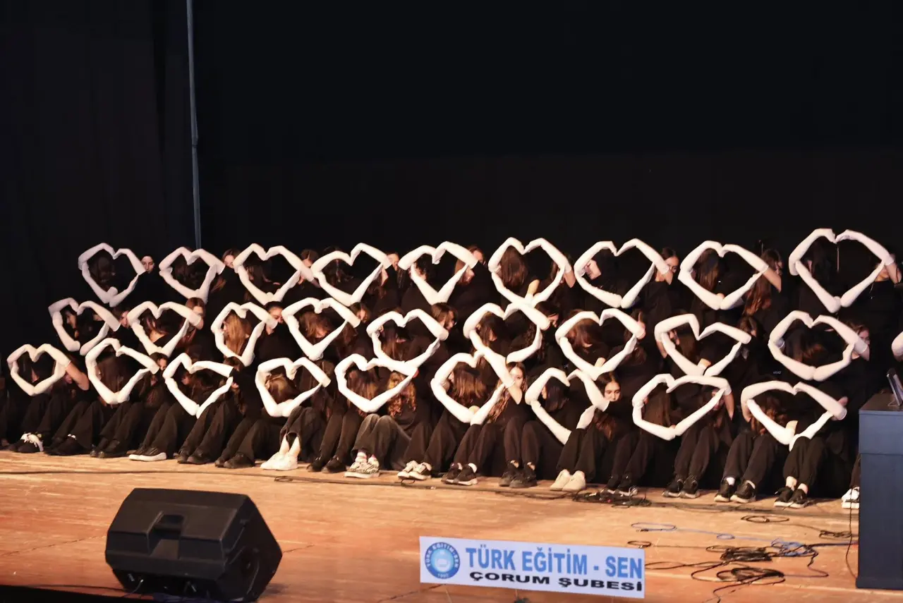 Öğretmenler Günü’ne Coşkulu Kutlama 10