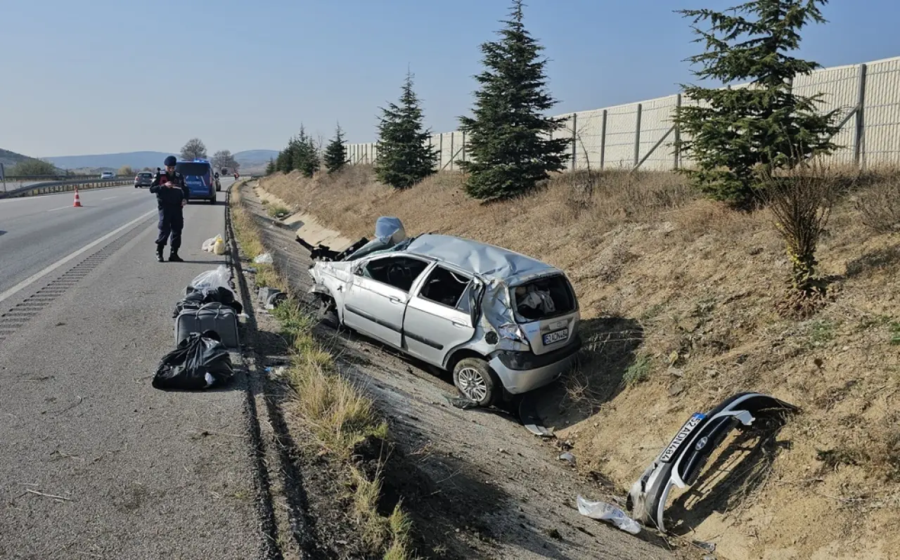 Yaşlı Çift Kazada Yaralandı 3