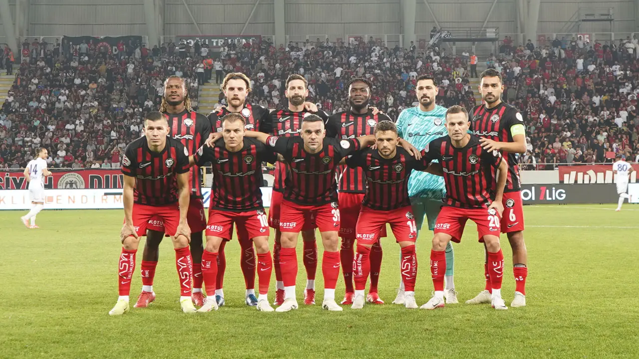 Rakip Tanıdık, Hedef Üç Puan! 4