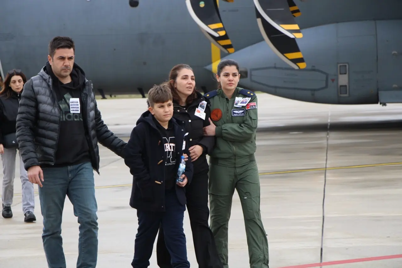 Şehit Babasını Böyle Bekledi 6