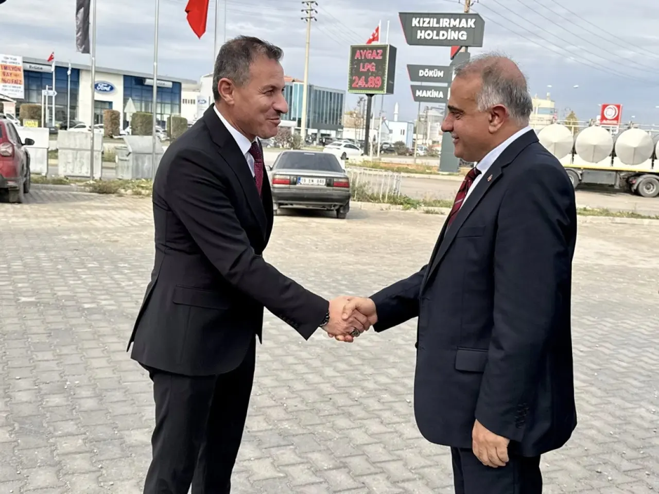 AK Partililerin Ziyaretleri Sürüyor 4