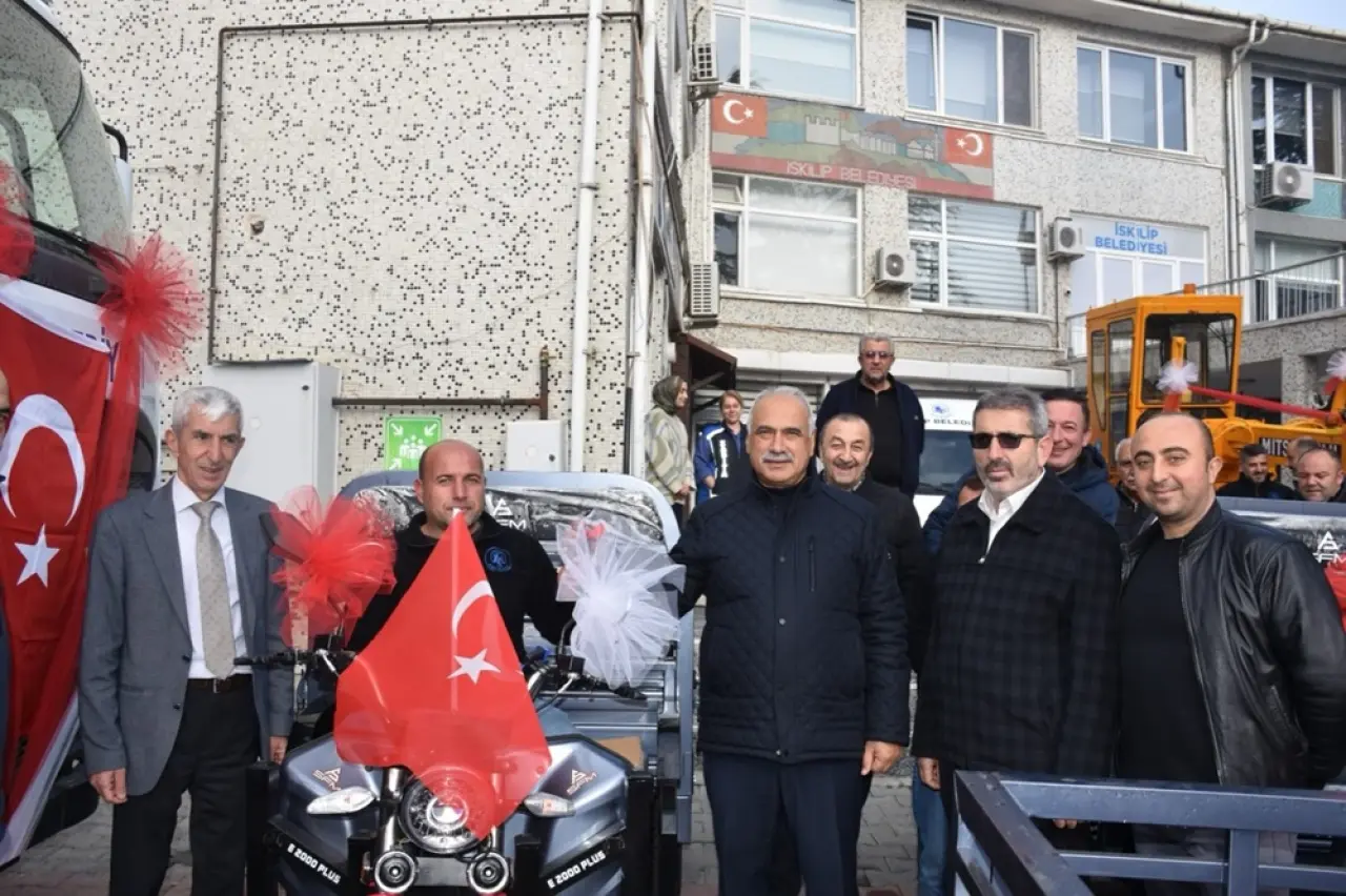 İskilip Belediyesi Araç Filosunu Güçlendirdi 3