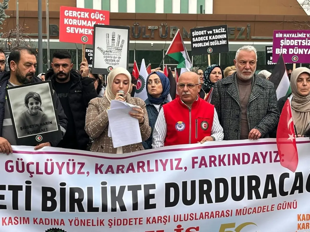 Meydanlardan Şiddetsiz Gelecek Çağrısı 1