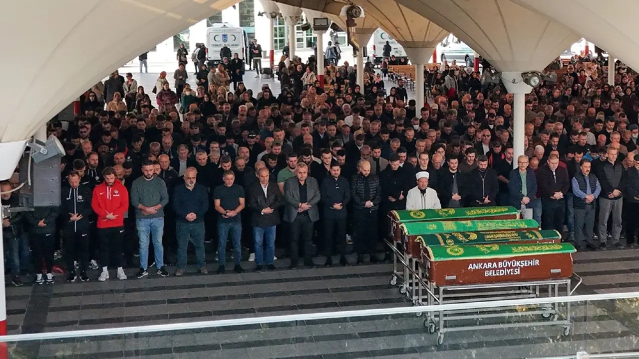 Oğulcan Çağlayan Babasını Kaybetti 2