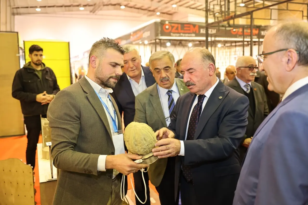 Çorum Mobilya ve İnşaat Fuarı'nı Gezdi 7