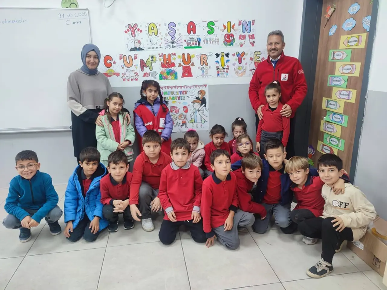 Minikler, Kızılay Haftası'nı Kutladı 1