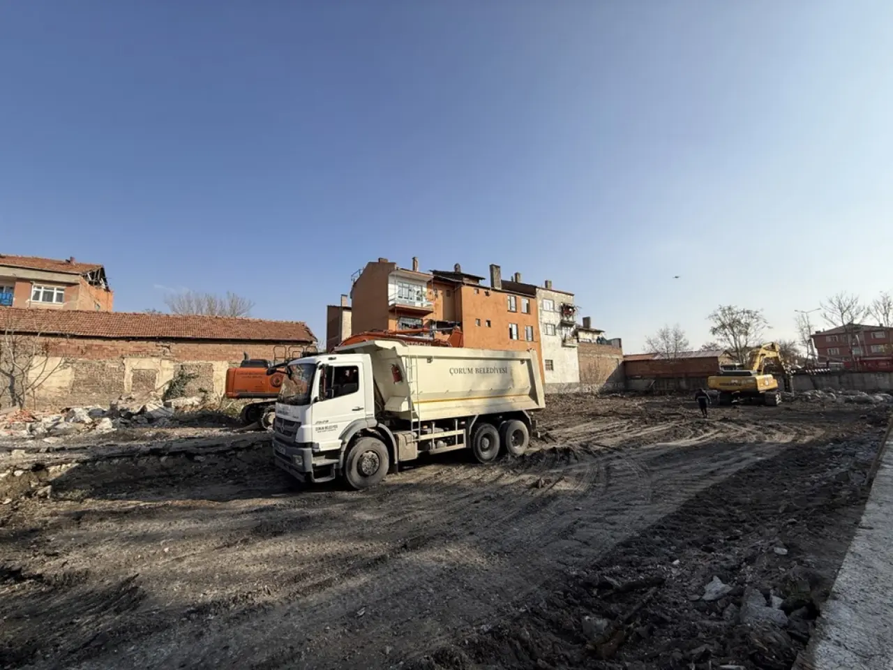 İtfaiye Alanından Ücretsiz Otoparka 2