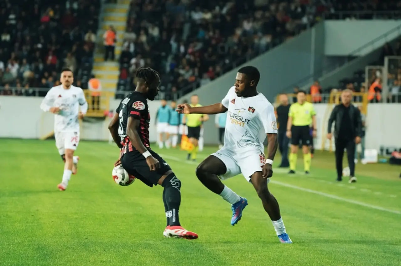 Pendikspor Zirvede, Çorum FK Takipte 3