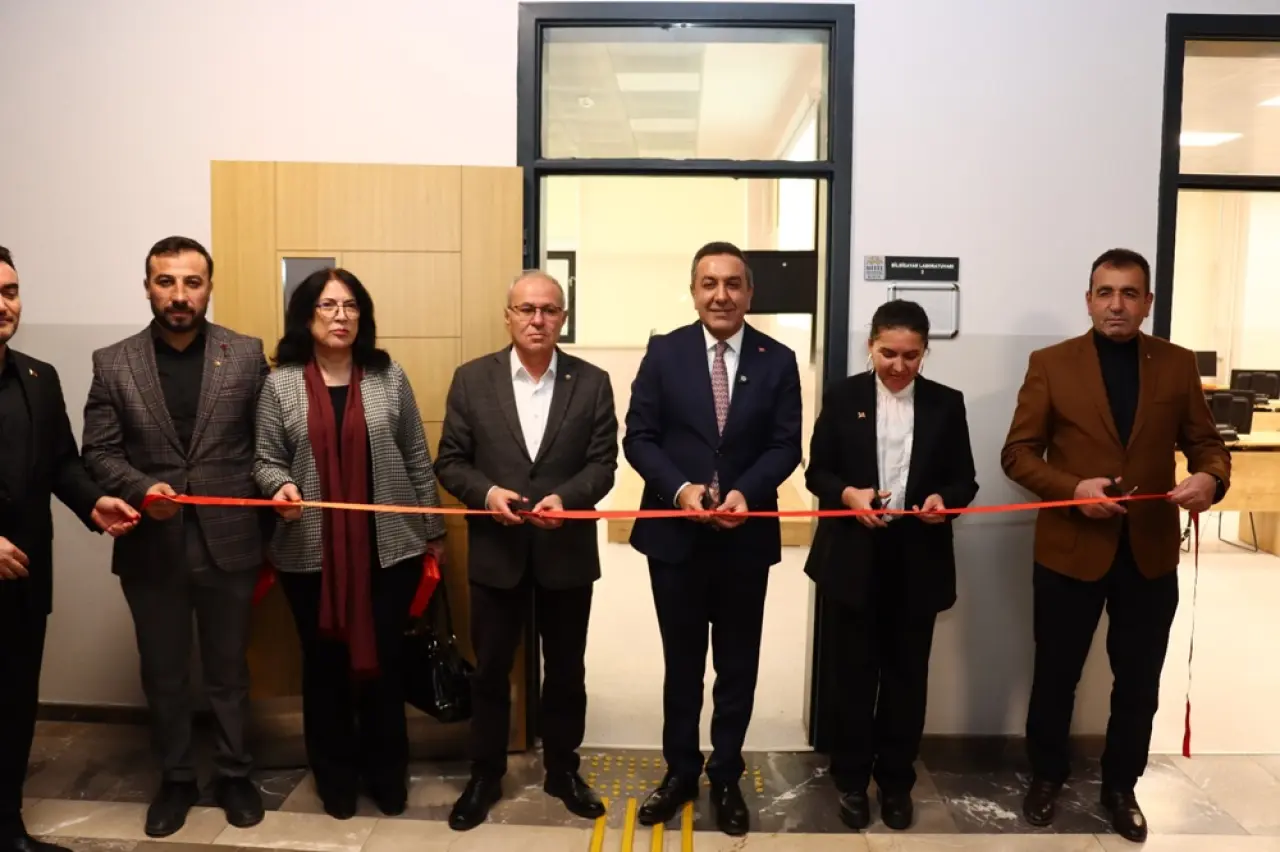 Dere, Üniversite Öğrencileriyle Buluştu 2