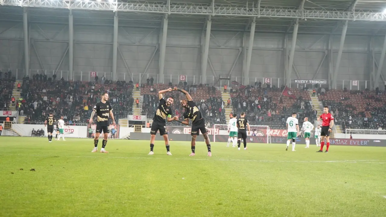 Zirve Yolunda Kritik Galibiyet: 3-1 9