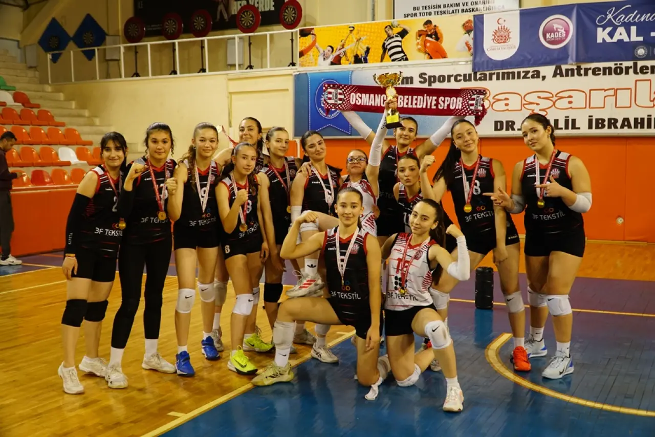 Sekizinci Kez Birinci Oldular 2