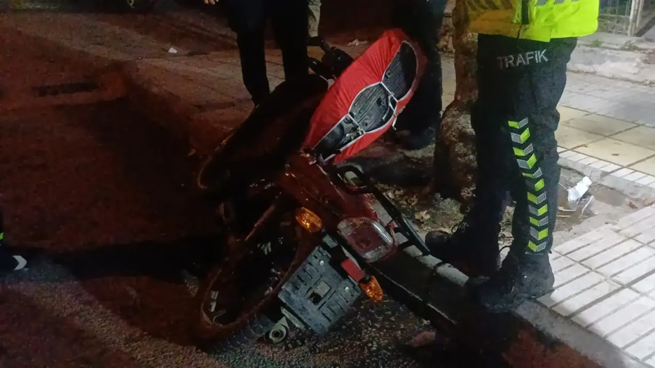 Motosiklet Çalan Şüphelilerin Üzerinden Uyuşturucu Çıktı 4