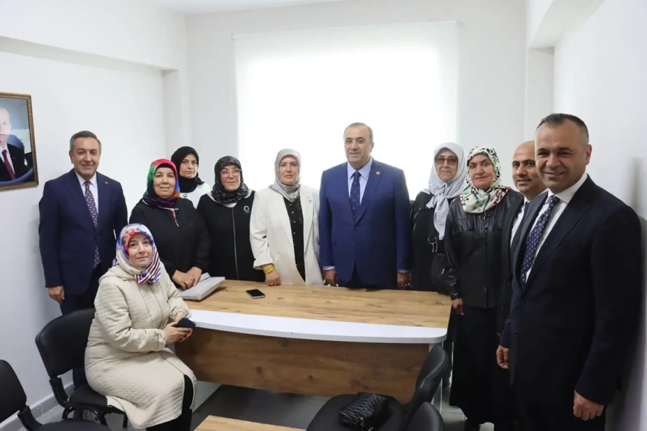 MHP Sungurlu İlçe Teşkilatı ve Ülkü Ocakları Yeni Yerinde 1